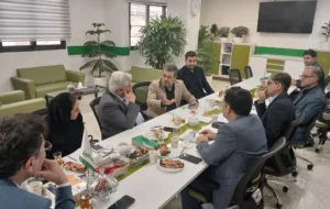برگزاری چهارمین نشست هم اندیشی مدیران بیمه البرز با رؤسای تشکل های صنفی نمایندگان برگزاری چهارمین نشست هم اندیشی مدیران بیمه البرز با رؤسای تشکل های صنفی نمایندگان