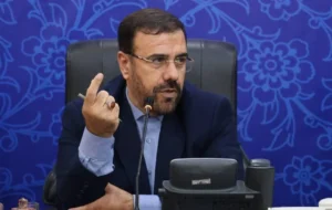 از تجربه سه قوه تا توسعه فارس؛ کارنامه امیری در میدان عمل از تجربه سه قوه تا توسعه فارس؛ کارنامه امیری در میدان عمل